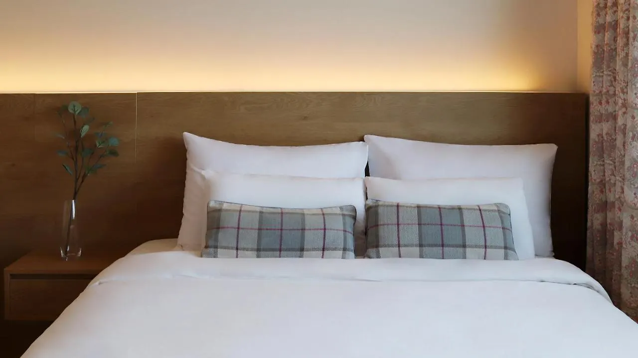 Bloom Hotel جيجو