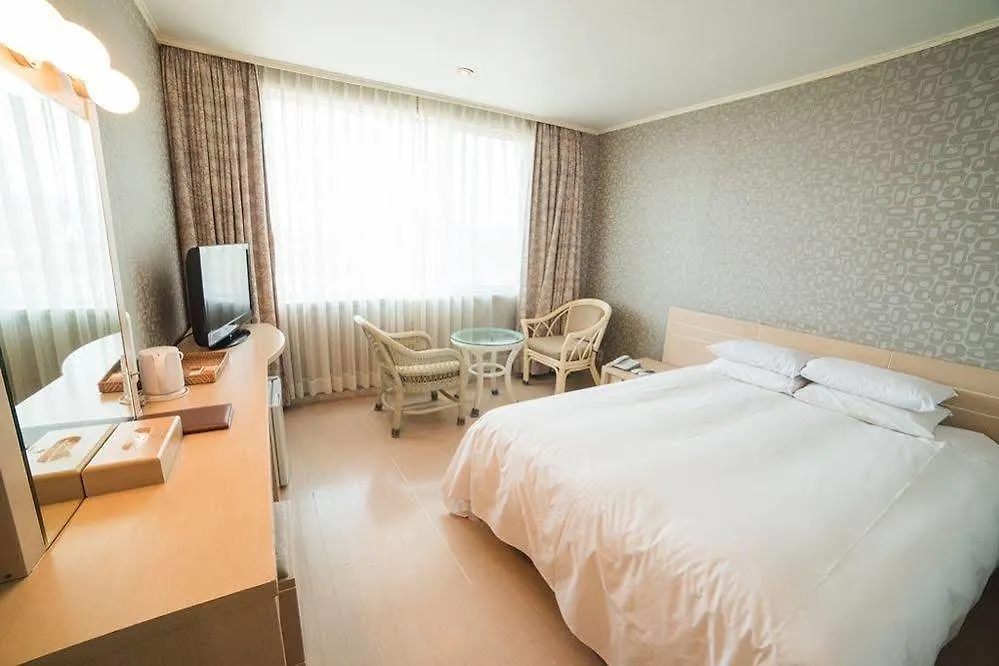 Bloom Hotel Jeju